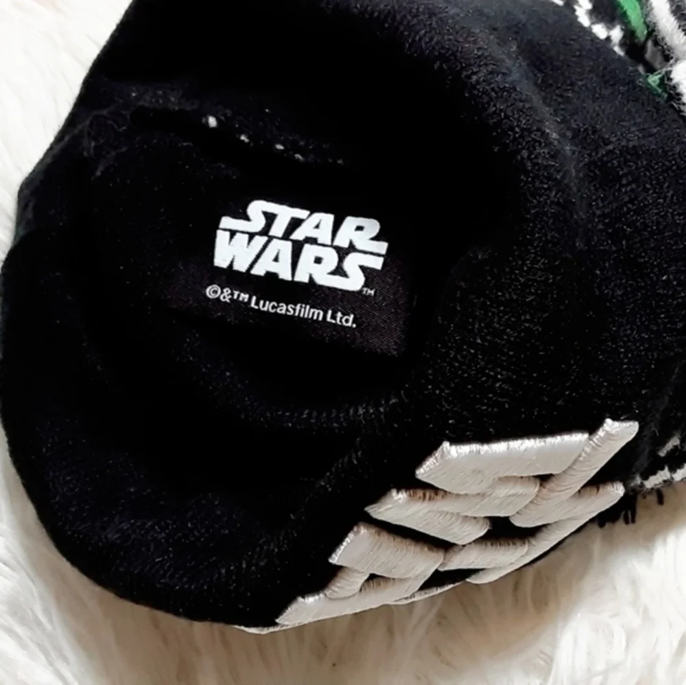 Star Wars Embroidered Pom-Pom Top Beanie